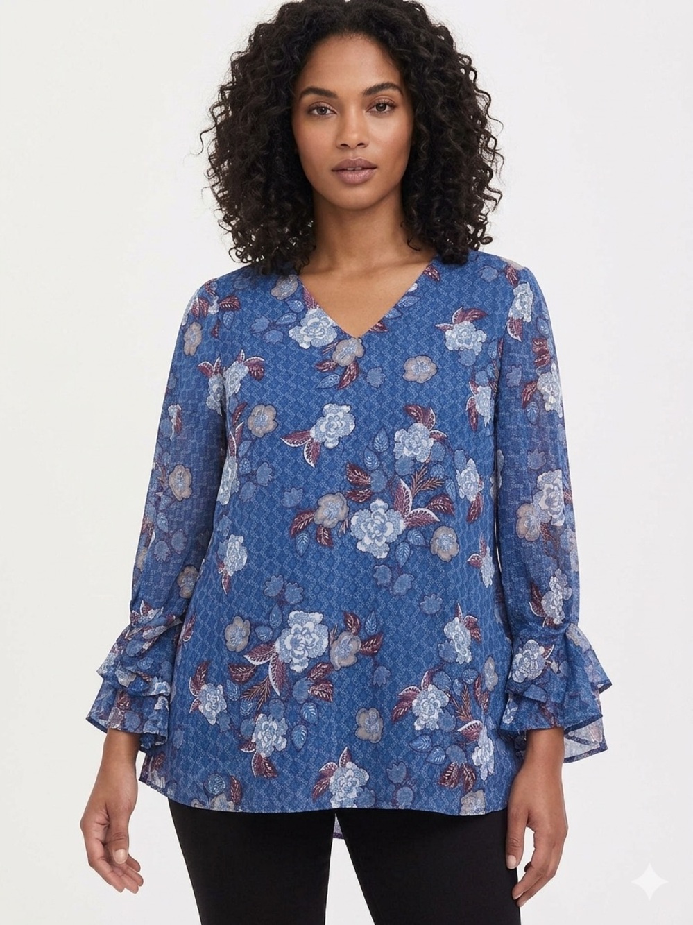 1.State NWOT Blue Floral V-Neck Women's Blouse